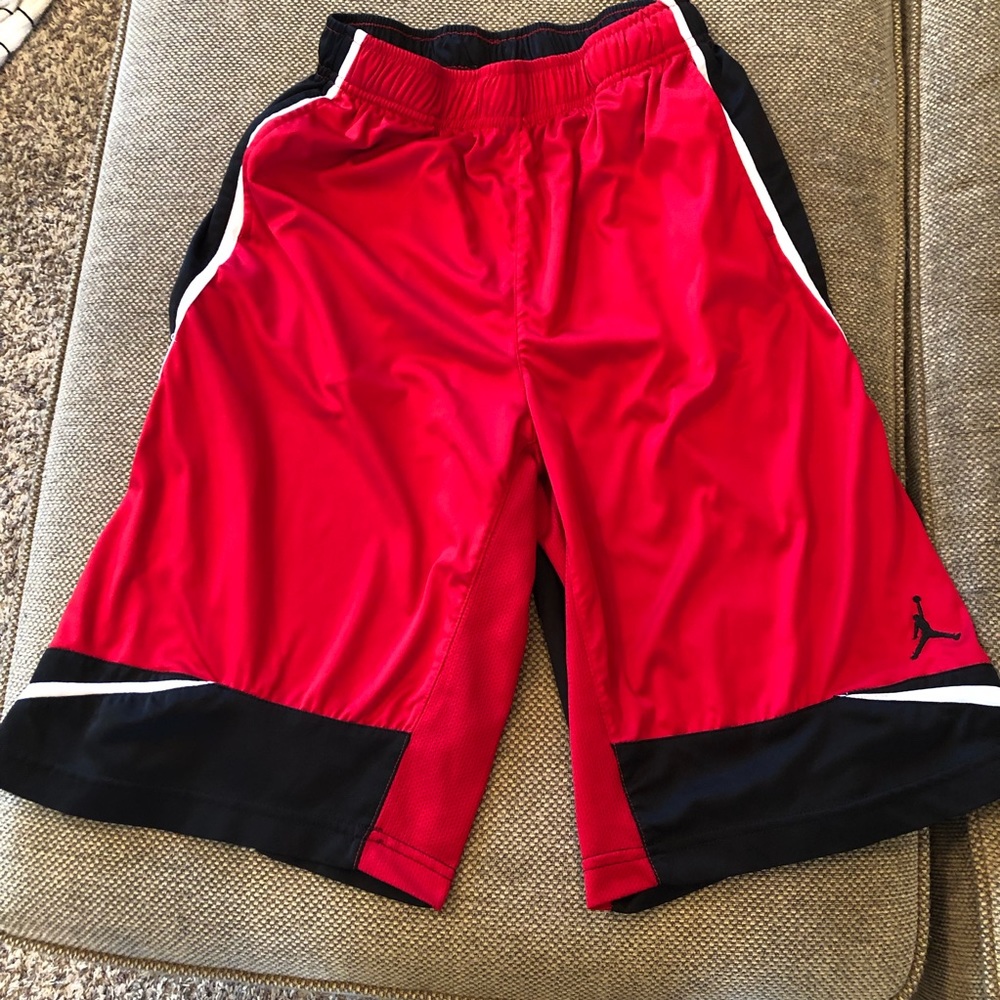 Boys Nike Jordan Dri-fit shorts